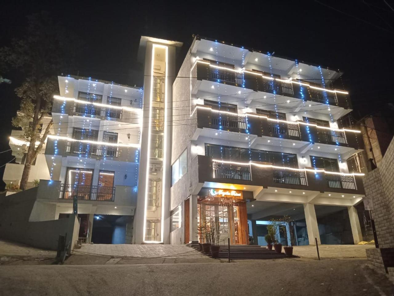 Sagrika Resort Dalhousie Eksteriør billede