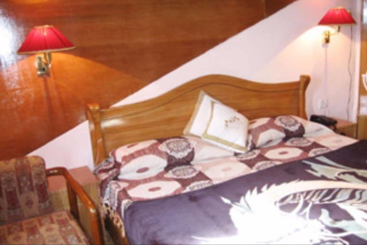 Sagrika Resort Dalhousie Eksteriør billede