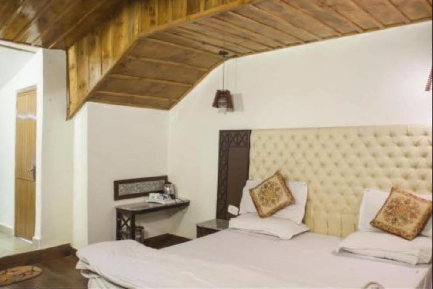 Sagrika Resort Dalhousie Eksteriør billede